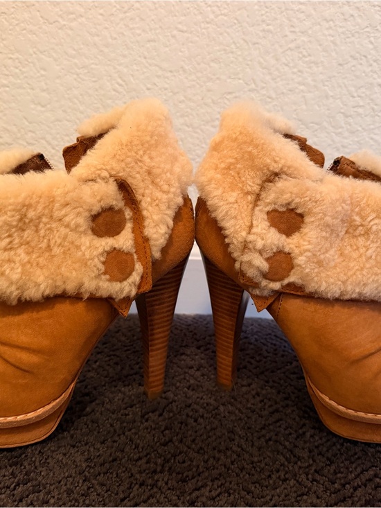 UGG Shoes - Y2K UGG Georgette platform heels / shearling cuff / chestnut / size 6